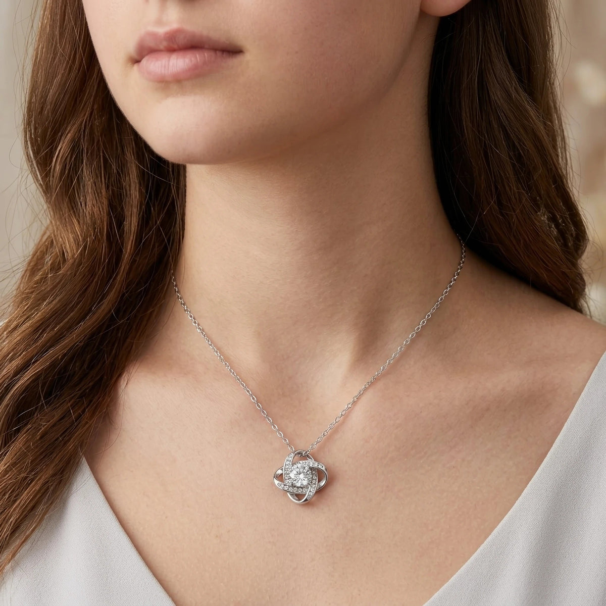 "The Moment I First Held You" Love Knot Necklace – Heartfelt Gift from Dad to Daughter - The Love Sparkle