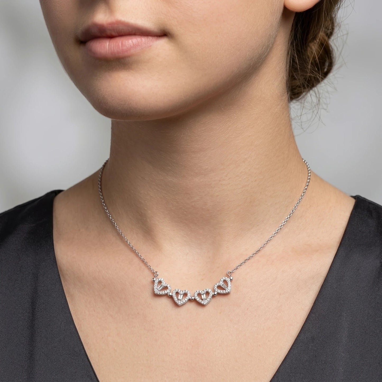 "To My Beautiful Daughter" Magnetic Hearts Clover Necklace – Meaningful Gift from Dad for Birthday, Graduation & Any Occasion - The Love Sparkle