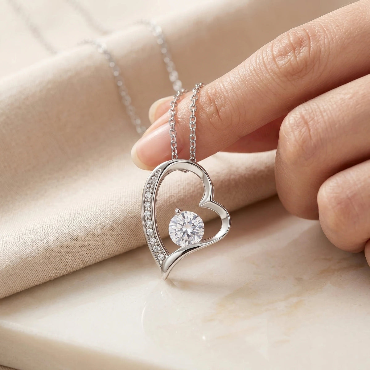 "To My Beautiful Mom, I'll Always Be Your Little Boy" Forever Love Necklace with Red Rose Box – Gift from Son - The Love Sparkle