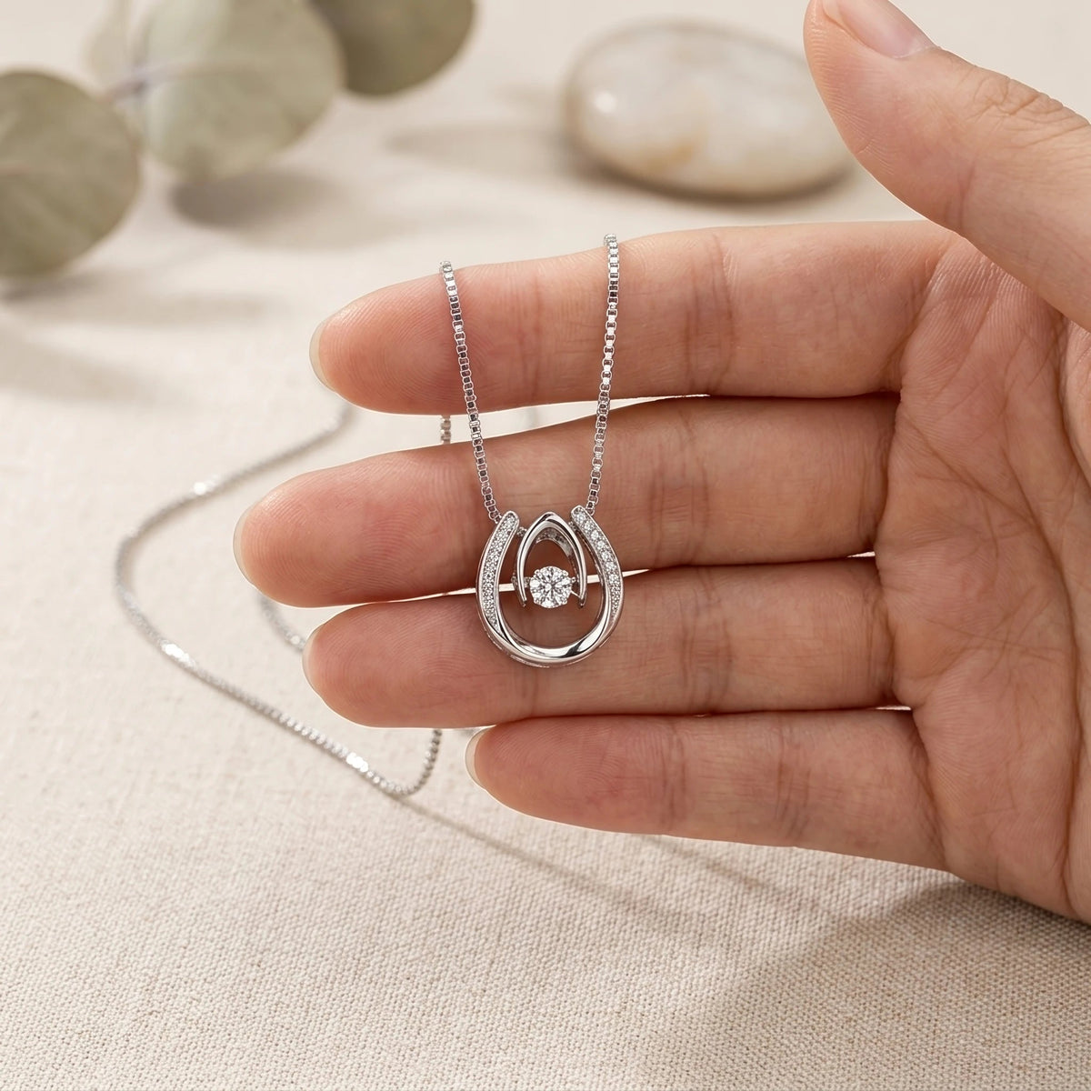 "You're the Love of My Life" Lucky In Love Necklace – Meaningful Gift for Wife - The Love Sparkle