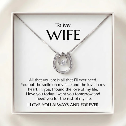 "You're the Love of My Life" Lucky In Love Necklace – Meaningful Gift for Wife - The Love Sparkle