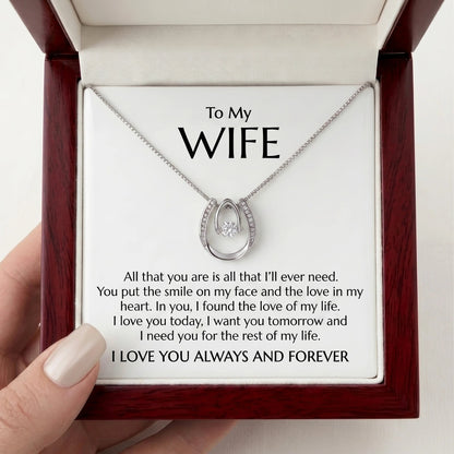 "You're the Love of My Life" Lucky In Love Necklace – Meaningful Gift for Wife - The Love Sparkle